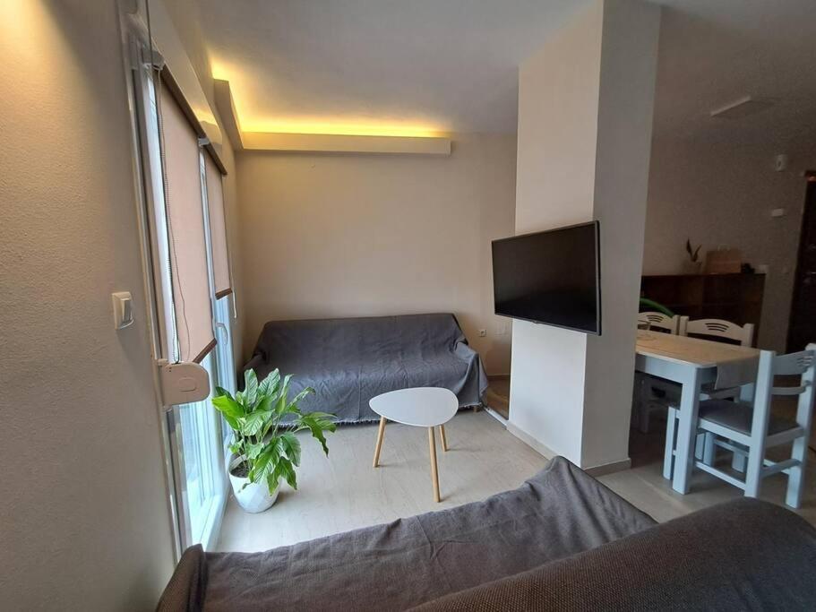 Parkview Central Apartment - Xanthi Exterior photo